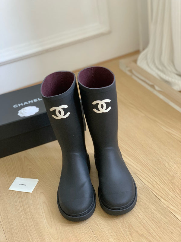 Chanel rubber rainboots